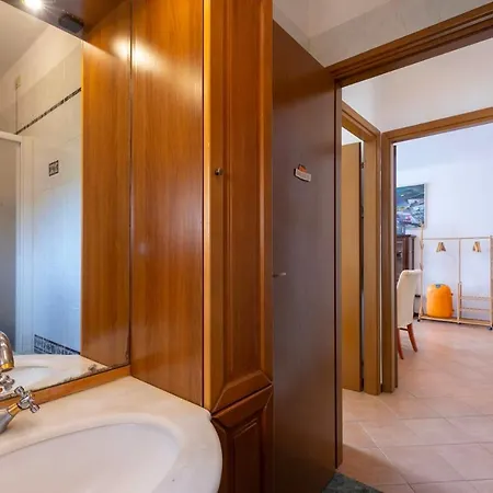 Апартаменты Siena Con Splendido Terrazzo